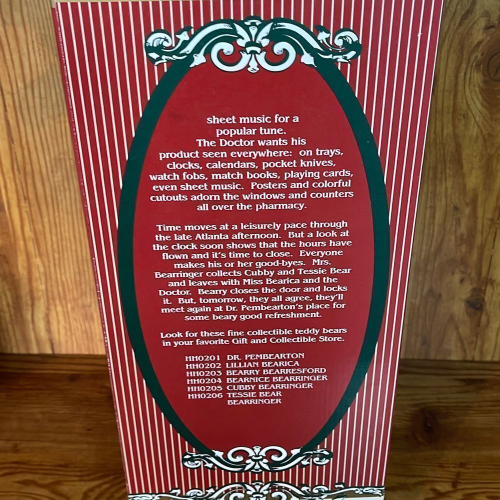 1998 Coca-Cola Soda Fountain Bear Tessie Bear Bearringer new in‎ original box - Picture 5 of 5